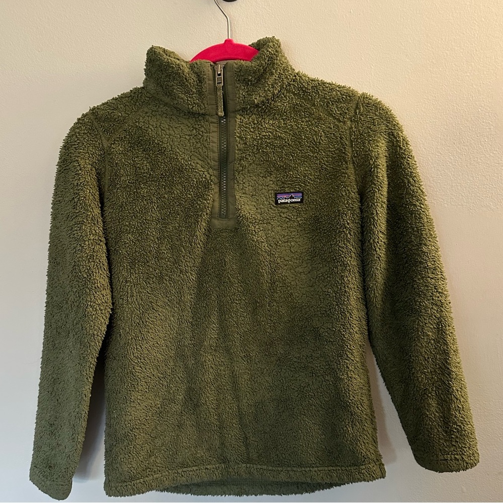 Patagonia Los Gatos 1/4 zip girls L (12) olive green
